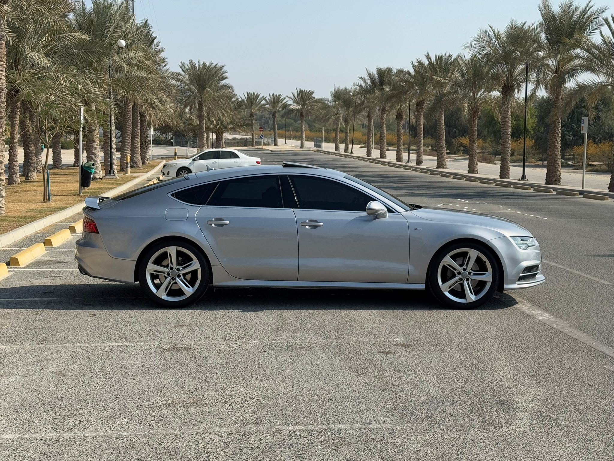🚗 For Sale: Audi A7 2016 (Silver) 🚗