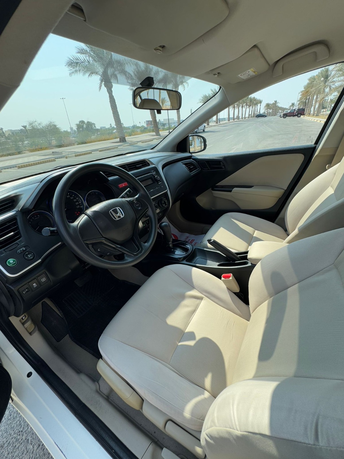 🚗 For Sale: 2017 Honda City (White)