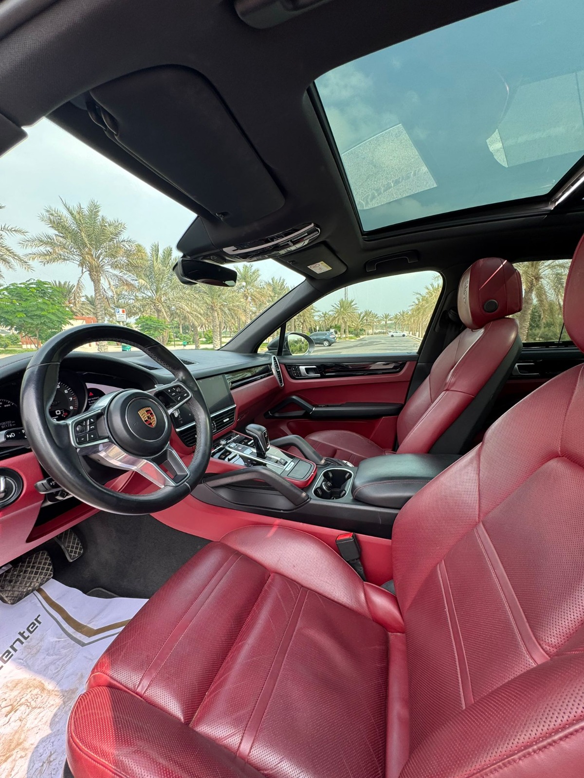 🚗💥 For Sale: Porsche Cayenne 2019 💥