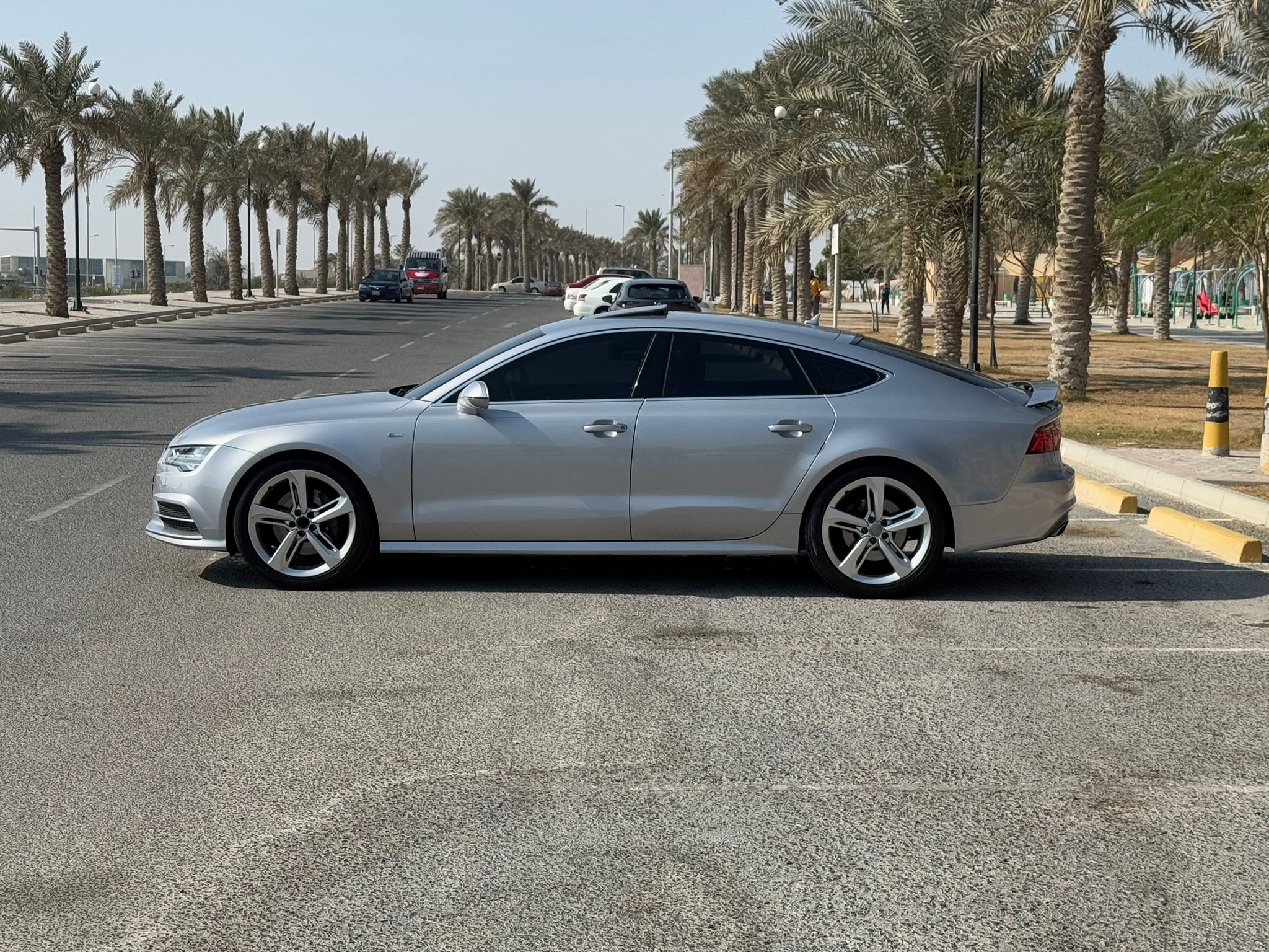 🚗 For Sale: Audi A7 2016 (Silver) 🚗