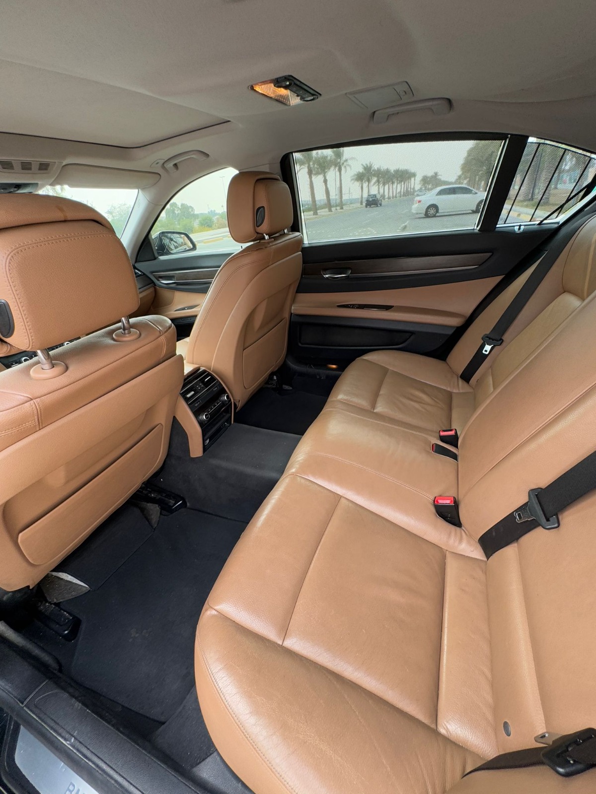 🚗 For Sale: BMW 730Li 2013 (Black)