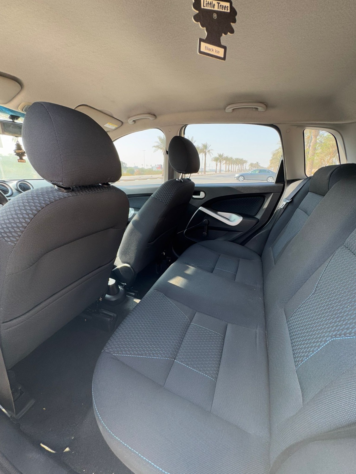 🚗 For Sale: 2014 Ford Figo (White)