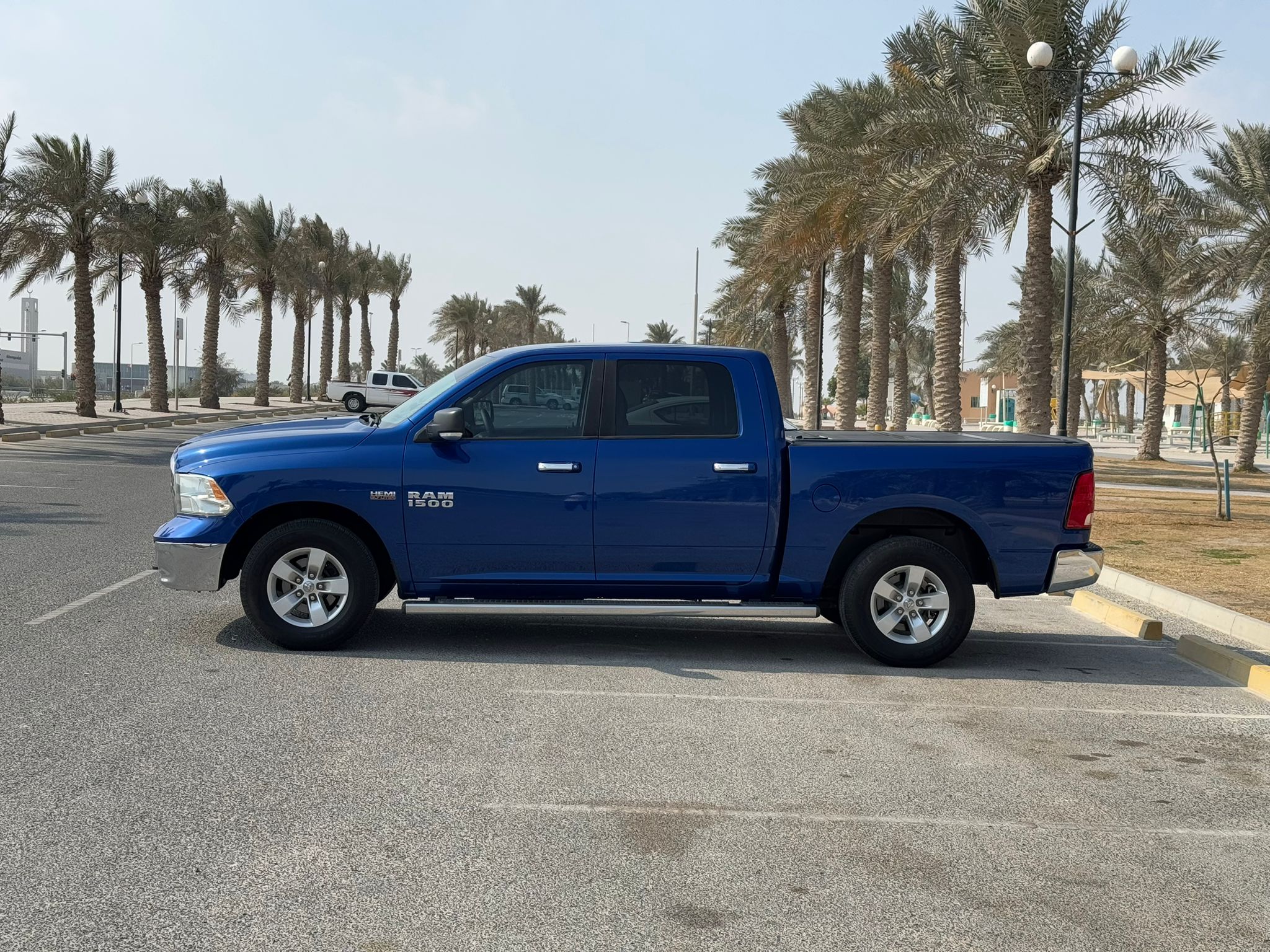 🚗 For Sale: Dodge RAM 1500 SLT 2015 (Blue) 🚗