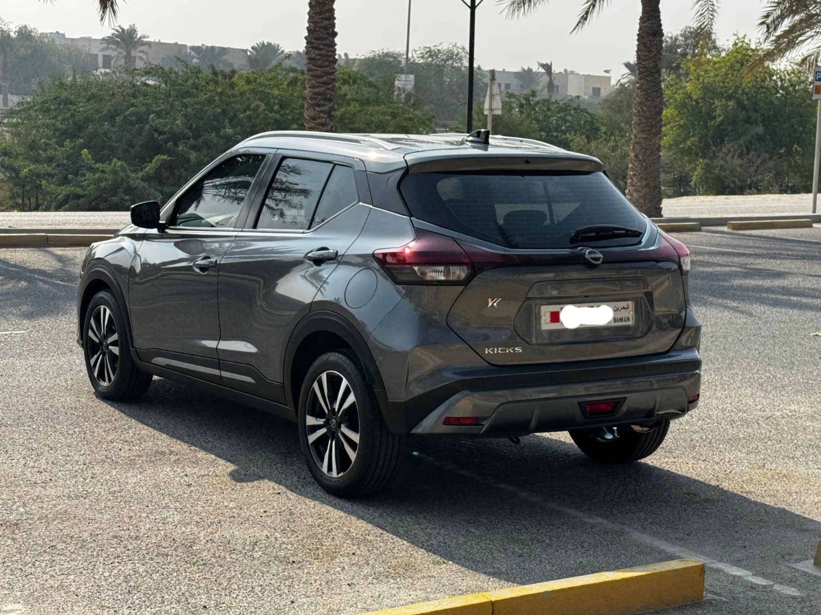 🚗 For Sale: Nissan Kicks 2023 (Grey) 🚗
