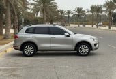 🚗 2016 Volkswagen Touareg – Silver 🚗