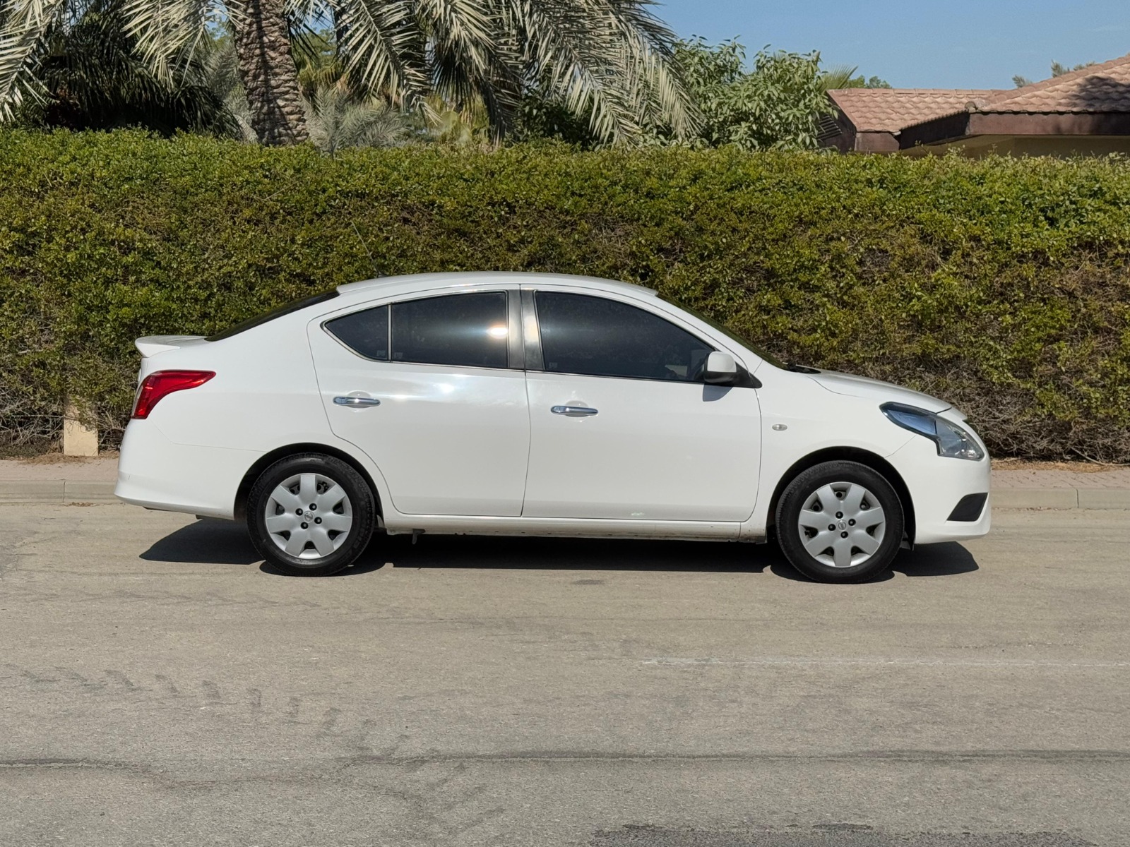 🚗 For Sale: 2024 Nissan Sunny (White)