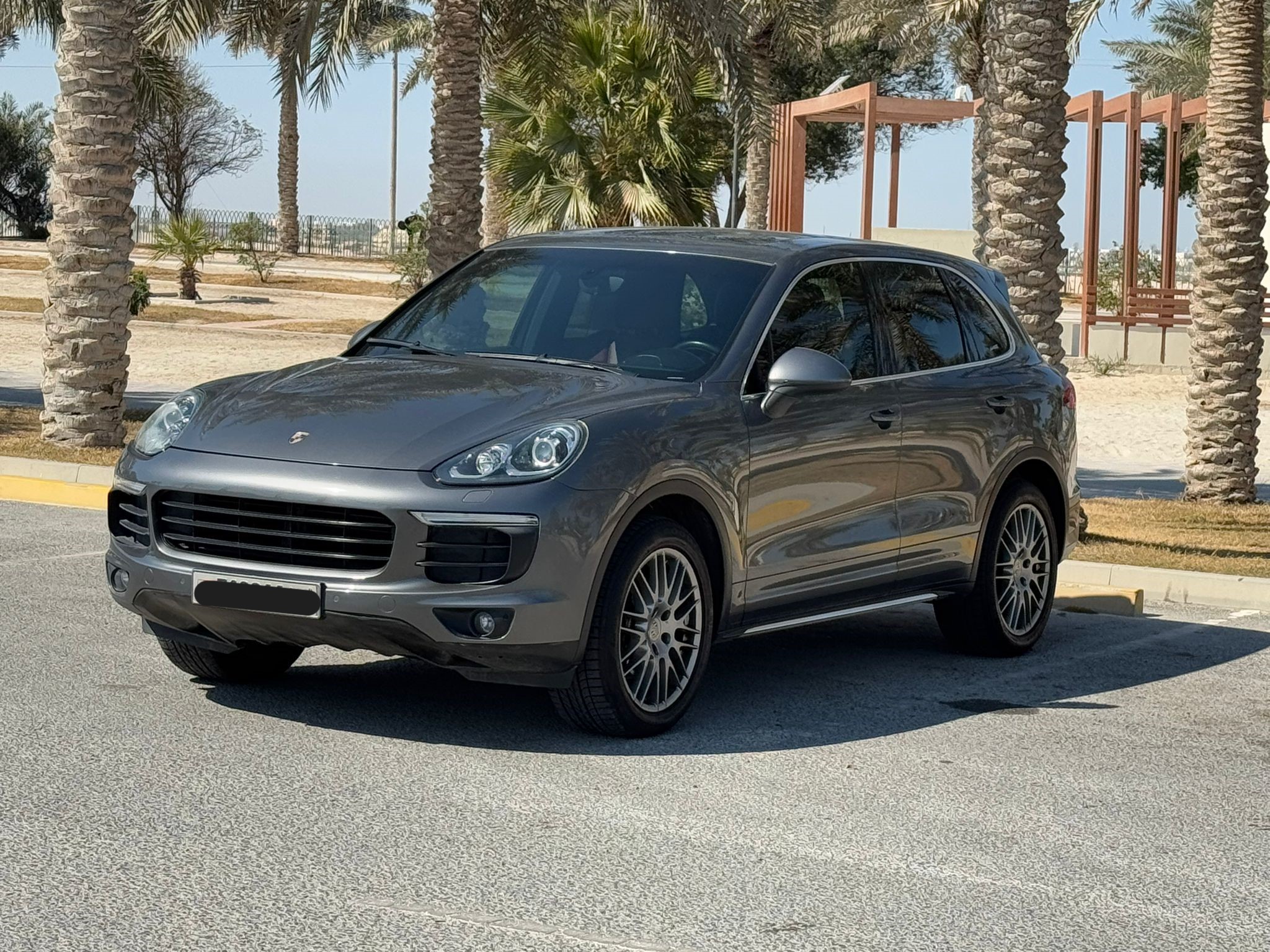 🚗 For Sale: 2016 Porsche Cayenne (Grey) 🚗