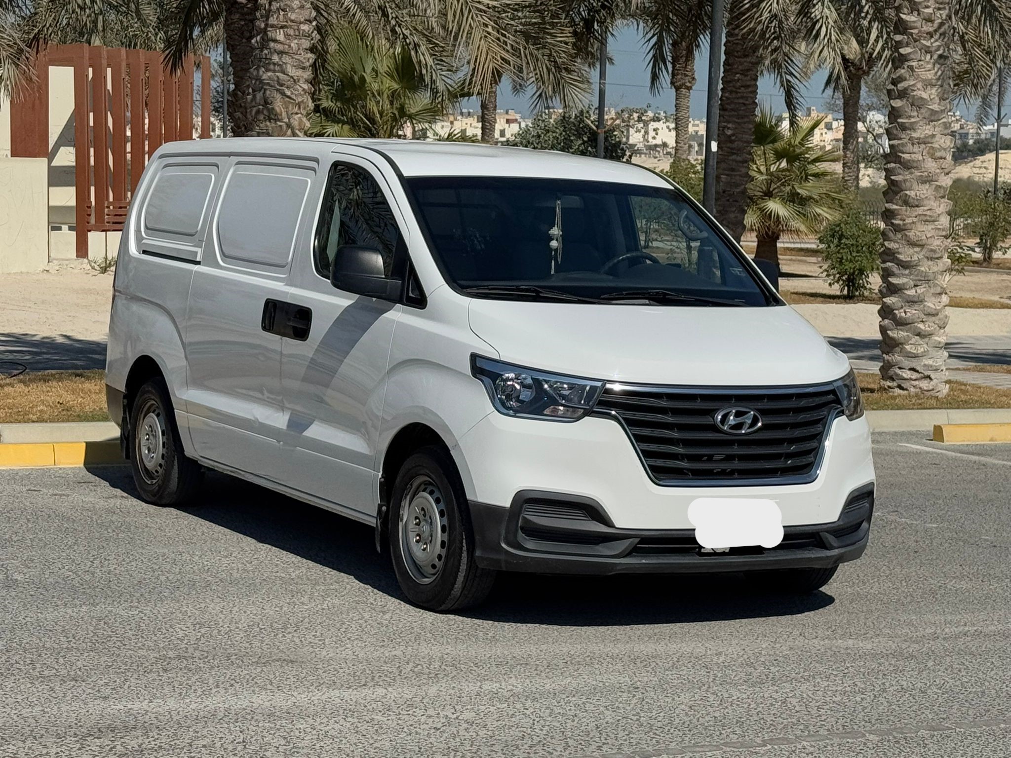 🚗 For Sale: Hyundai H-1 Cargo 2020 (White)