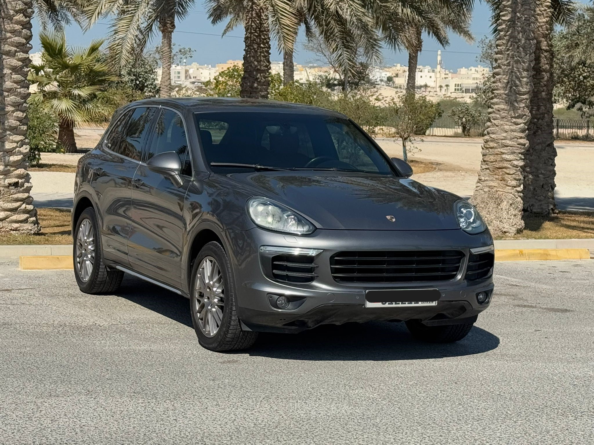 🚗 For Sale: 2016 Porsche Cayenne (Grey) 🚗