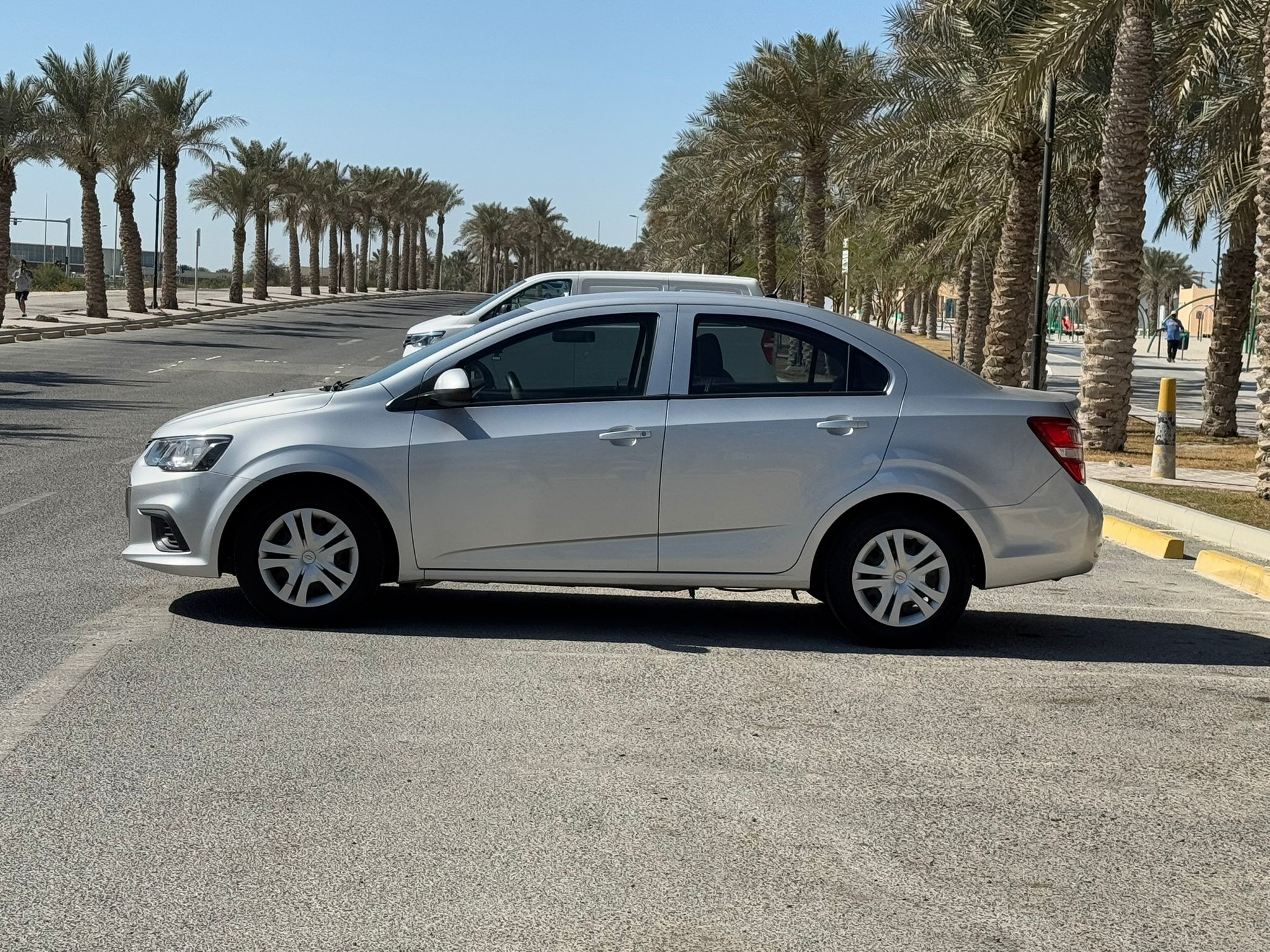 🚗 For Sale: 2018 Chevrolet Aveo (Silver)