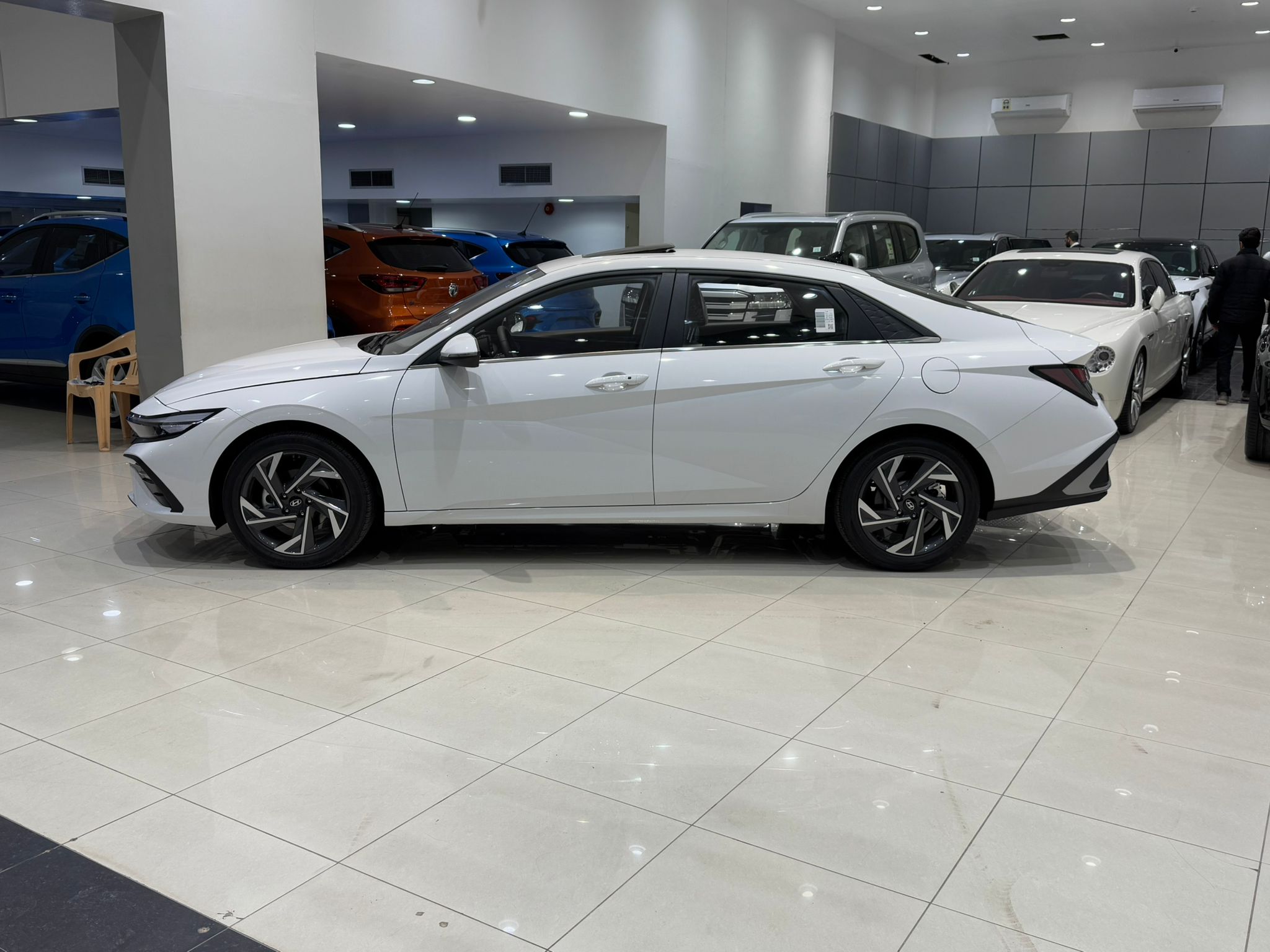 🚗 For Sale: 2024 Hyundai Elantra (UAE Spec) – White 🚗