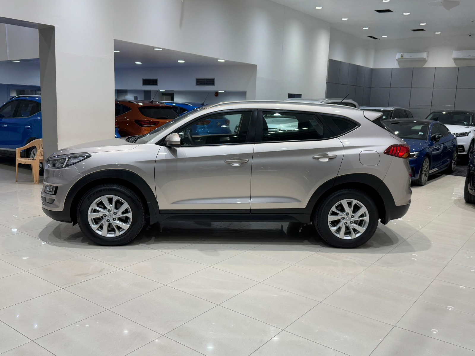 🚗 For Sale: 2019 Hyundai Tucson (Beige)