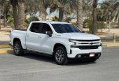 🚗 For Sale: 2019 Chevrolet Silverado RST (White)