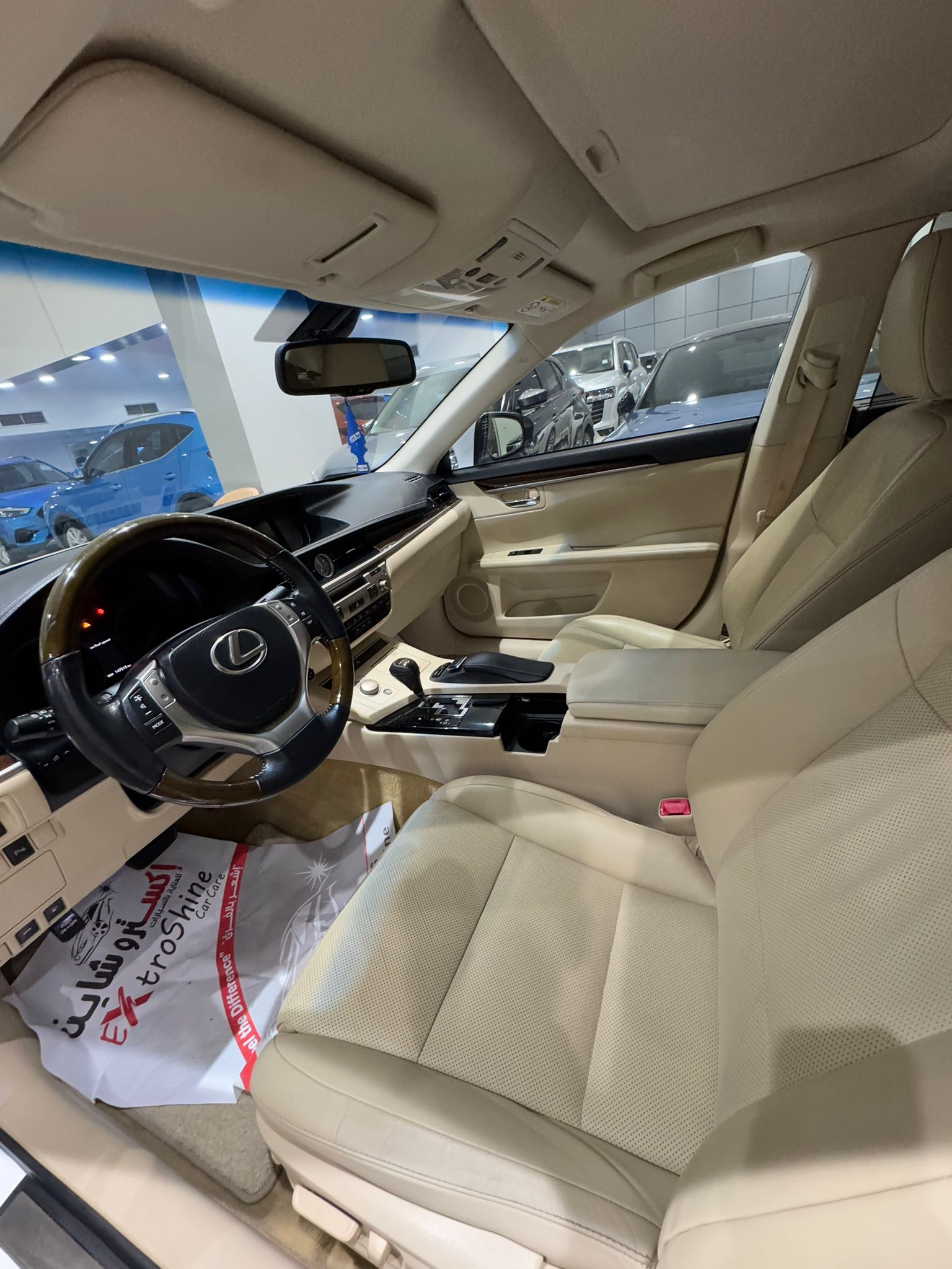 🚗 For Sale:Lexus ES-350 2014(Pearl)